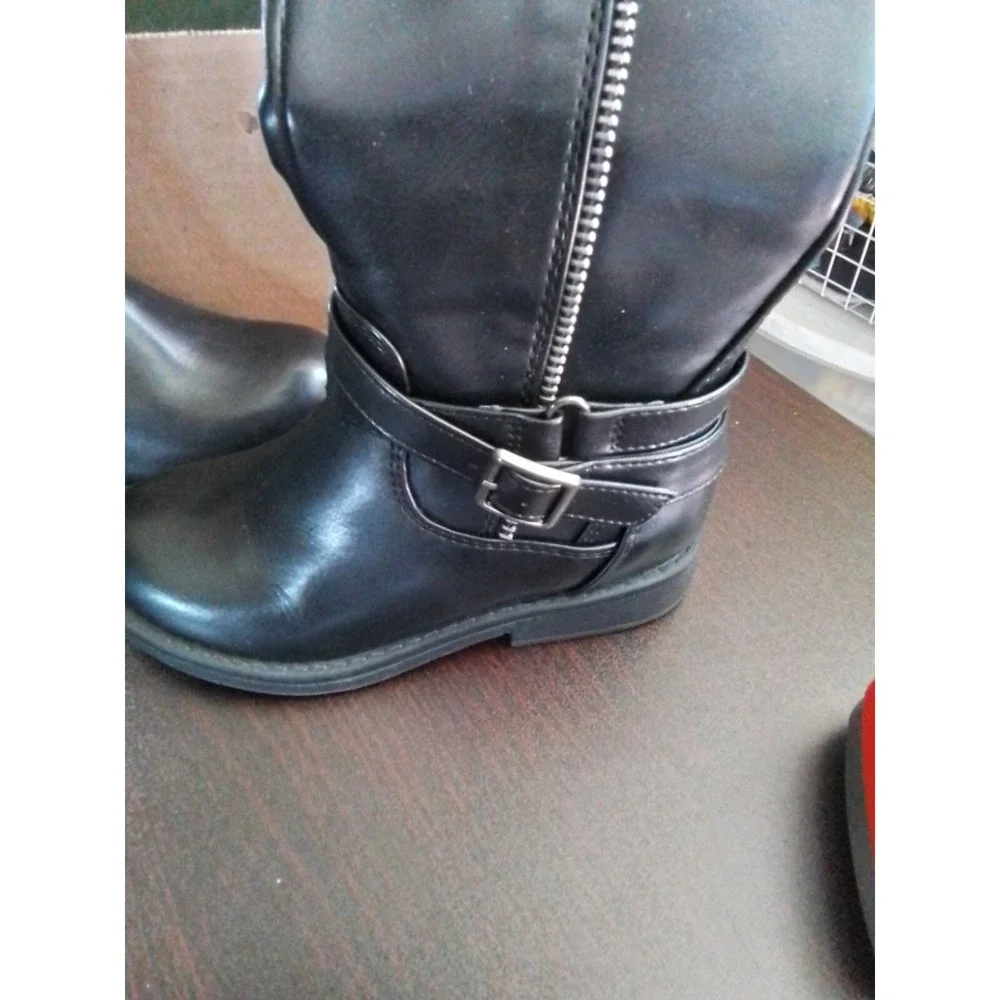 Dream Pairs Kids Black Moto Boots Buckle Detail Size 10‎ Mid Calf Side Zip